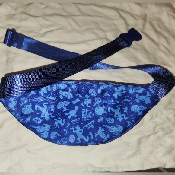 50th Walt Disney World Waist Bag - Picture 4 of 7